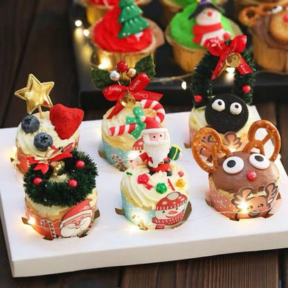 Christmas Paper Baking Cups 50Pcs Santa Claus/Christmas Snowman/Christmas Elk Cake Baking Cups Cupcakes (50Pcs Christmas Snowman)