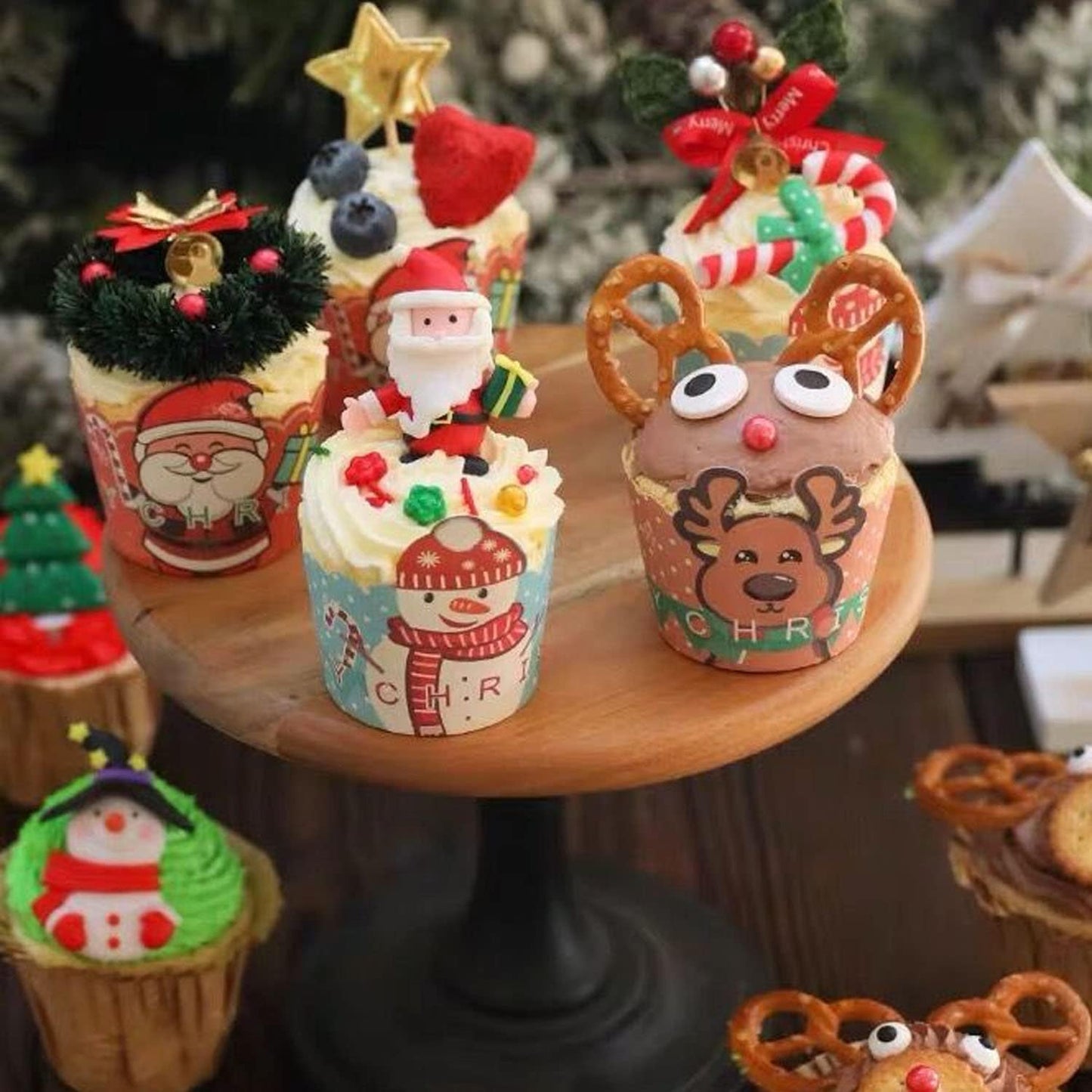 Christmas Paper Baking Cups 50Pcs Santa Claus/Christmas Snowman/Christmas Elk Cake Baking Cups Cupcakes (50Pcs Christmas Snowman)